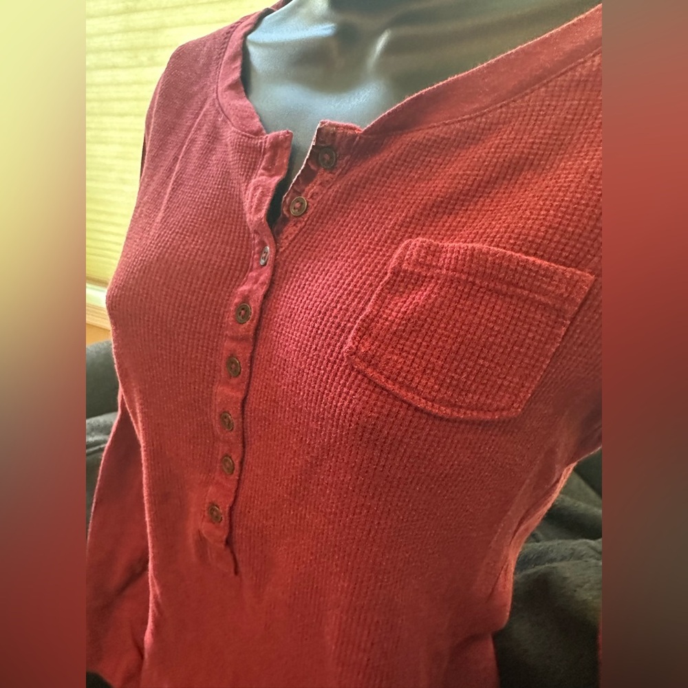 Eddie Bauer red fitted henley